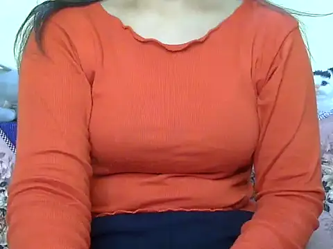 Snapshot of WildRuhi20 chatting on January 2025 02:25:02 PM WildRuhi20 online show from January 2025 02:25:02 PM