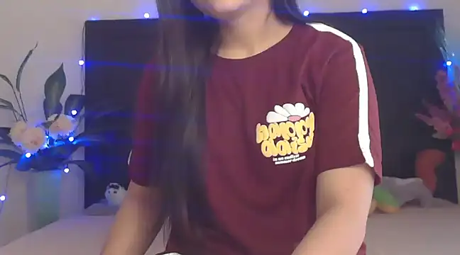 Snapshot of WildRuhi20 chatting on March 2025 10:10:02 AM WildRuhi20 online show from March 2025 10:10:02 AM