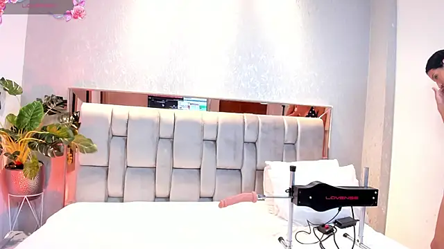 RoseTaylor   online show from September 2025 05:22:02 AM