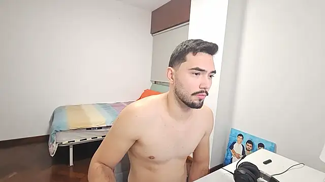 Snapshot of gtrois chatting on December 2025 06:25:01 PM gtrois online show from December 2025 06:25:01 PM