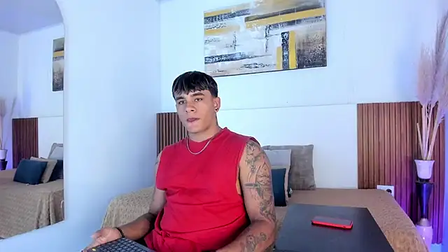 LuciferM Star online show from January 2026 02:39:02 AM