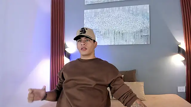 LuciferM Star online show from March 2026 04:05:02 AM