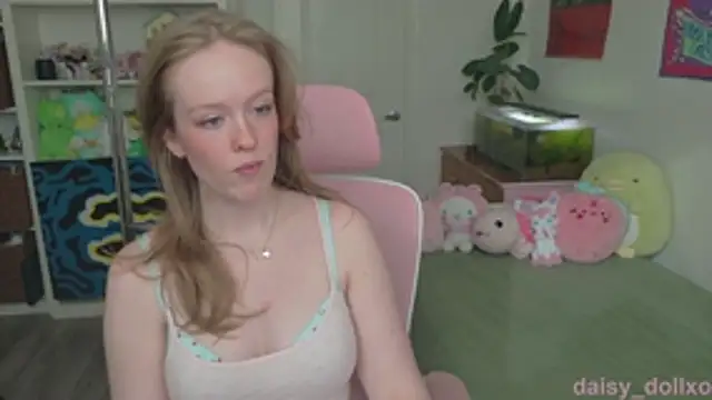 Snapshot of Daisy_Dollxo chatting on April 2026 09:39:01 PM Daisy Dollxo online show from April 2026 09:39:01 PM