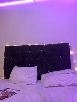 alisson carolina73 online show from December 2024 11:17:02 PM