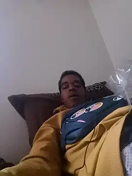 Snapshot of POPAYE972 chatting on February 2025 05:07:02 PM POPAYE972 online show from February 2025 05:07:02 PM