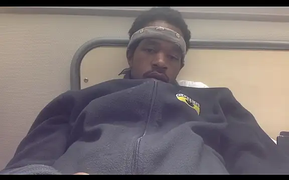 Snapshot of POPAYE972 chatting on October 2025 07:03:01 PM POPAYE972 online show from October 2025 07:03:01 PM