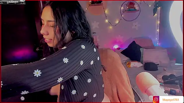 Snapshot of kiki_cavilll chatting on October 2025 02:54:01 PM kiki cavilll online show from October 2025 02:54:01 PM