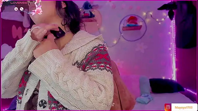 kiki cavilll online show from December 2025 02:01:01 PM