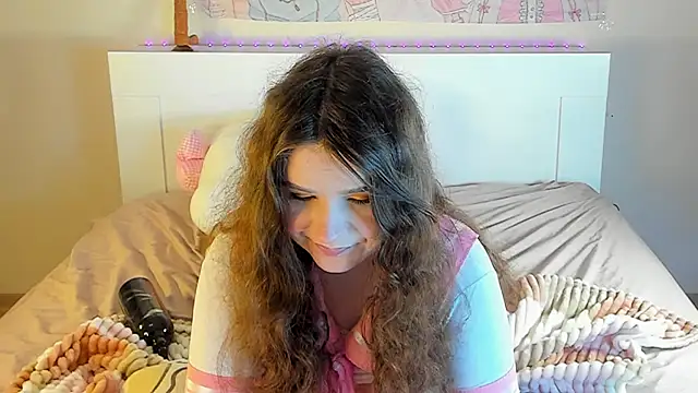 kuraii1  online show from February 2025 05:26:02 AM