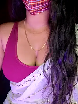 Snapshot of SexyAndHottie chatting on March 2025 10:54:02 AM SexyAndHottie online show from March 2025 10:54:02 AM