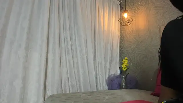 Snapshot of KOURTNEY-- chatting on January 2026 02:26:02 AM KOURTNEY-- online show from January 2026 02:26:02 AM