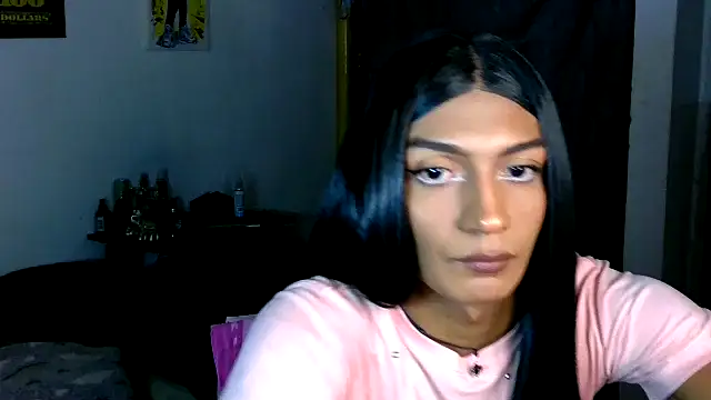 Snapshot of alexxa_Rooa chatting on February 2026 06:05:01 PM alexxa Rooa online show from February 2026 06:05:01 PM