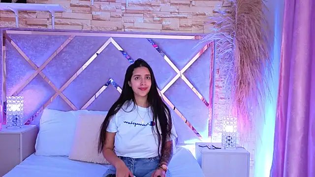 Snapshot of paulette_dupont chatting on July 2026 01:20:01 AM paulette dupont online show from July 2026 01:20:01 AM