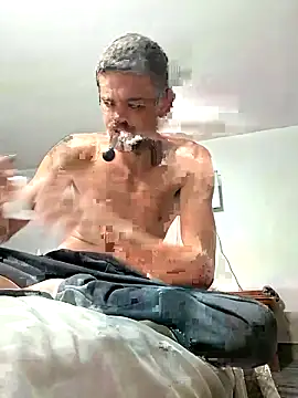 Snapshot of Puusy780 chatting on October 2025 01:14:02 AM Puusy780 online show from October 2025 01:14:02 AM