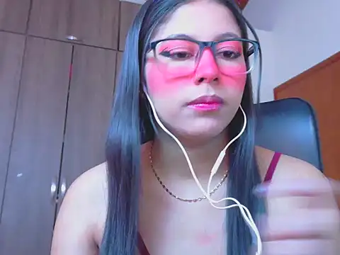 Snapshot of _ALLYSON18_ chatting on July 2026 12:07:01 PM ALLYSON18 online show from July 2026 12:07:01 PM