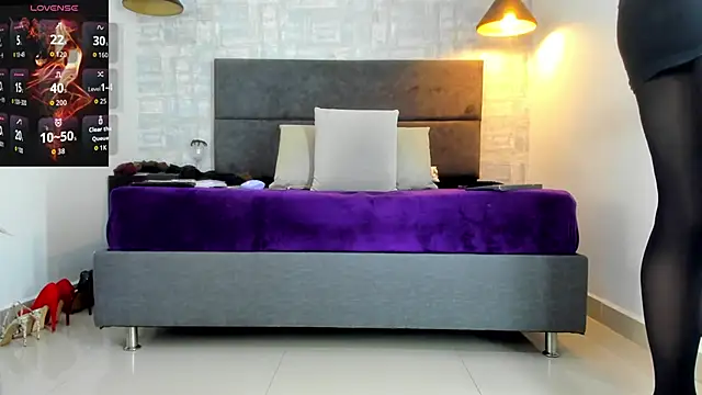 missnatash online show from March 2026 03:23:01 PM