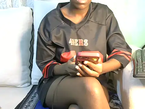 Snapshot of Caryyyl chatting on October 2025 03:21:02 AM Caryyyl online show from October 2025 03:21:02 AM