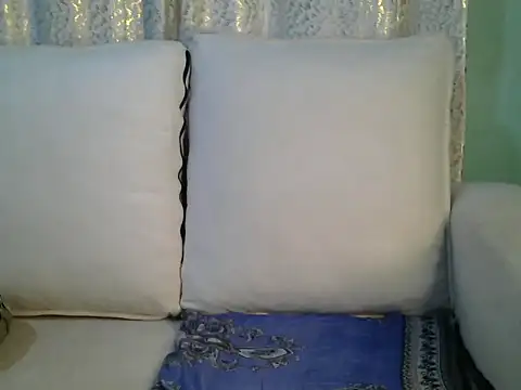 Snapshot of Caryyyl chatting on November 2025 12:27:01 AM Caryyyl online show from November 2025 12:27:01 AM