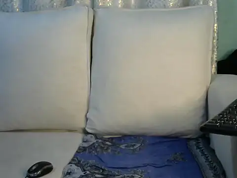 Snapshot of Caryyyl chatting on November 2025 03:23:01 PM Caryyyl online show from November 2025 03:23:01 PM