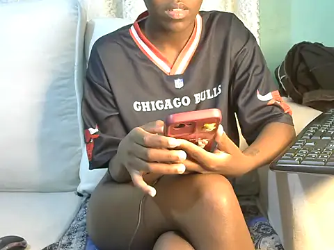 Snapshot of Caryyyl chatting on November 2025 02:47:02 AM Caryyyl online show from November 2025 02:47:02 AM