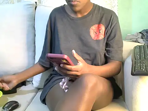 Caryyyl online show from December 2025 07:58:02 AM