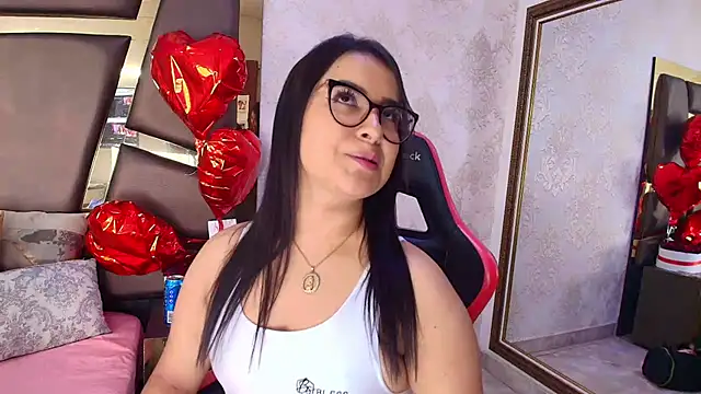 ZoehRoux online show from February 2025 04:18:02 AM