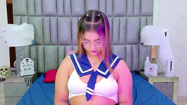 ZoehRoux online show from October 2025 04:26:01 AM