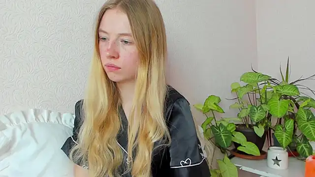 minidivaa  online show from January 2025 11:43:02 AM