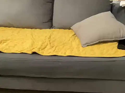 4small4inchlol online show from November 2025 08:44:01 PM