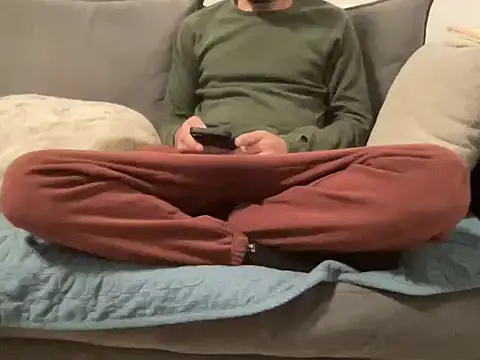 4small4inchlol online show from February 2026 07:32:02 PM