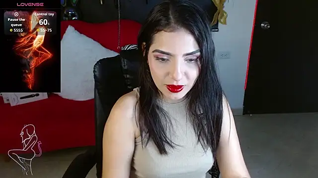 Carolaine69  online show from February 2026 01:26:02 PM