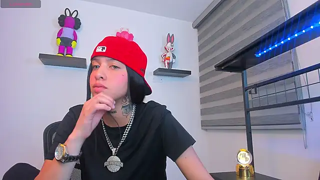 Gangster Girl online show from February 2026 02:29:01 AM