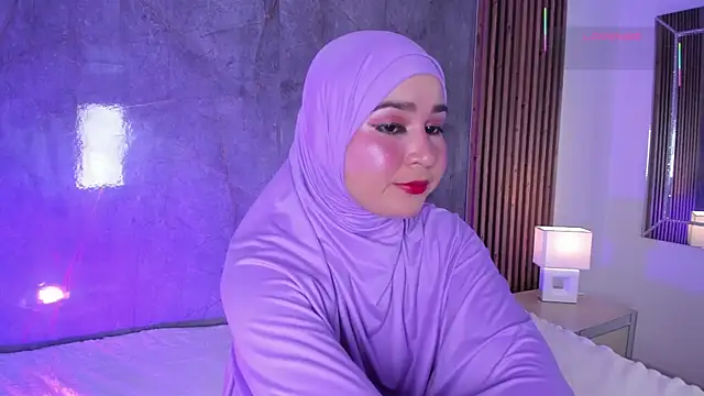 Snapshot of SamiQuest chatting on November 2025 03:27:01 AM SamiQuest online show from November 2025 03:27:01 AM