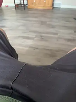 Snapshot of elperrinHN chatting on February 2025 10:32:02 PM elperrinHN online show from February 2025 10:32:02 PM