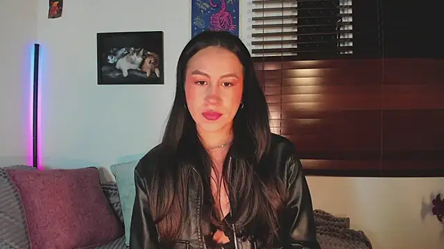 EmiGomez  online show from February 2026 02:41:01 AM