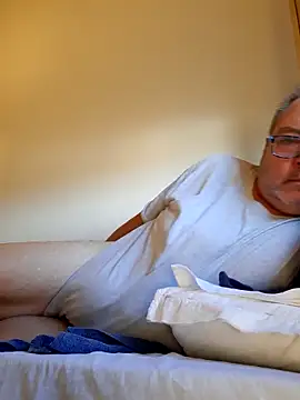 bluangelo online show from September 2025 12:48:01 PM