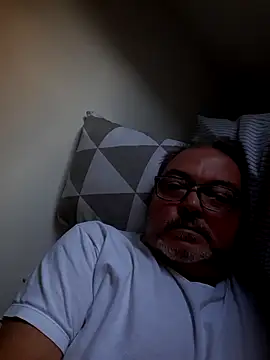 bluangelo online show from December 2025 01:50:02 PM