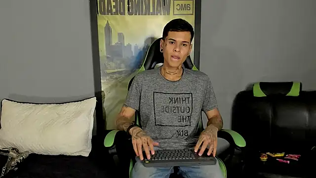 jamesinked  online show from March 2025 02:04:01 AM