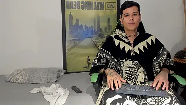 jamesinked  online show from January 2026 08:01:02 PM