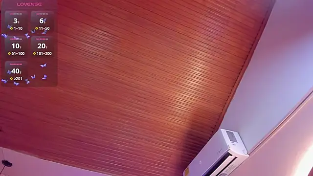 viiolett lee online show from January 2025 12:33:01 AM