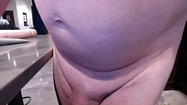 Toy-Daddy online show from November 2025 07:48:02 PM