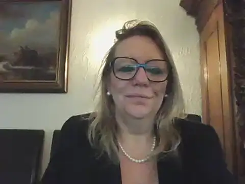 Snapshot of Silkesquirt chatting on December 2024 08:06:02 AM Silkesquirt online show from December 2024 08:06:02 AM