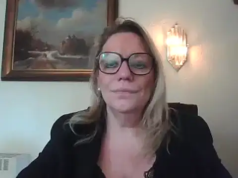 Snapshot of Silkesquirt chatting on January 2025 10:47:01 AM Silkesquirt online show from January 2025 10:47:01 AM