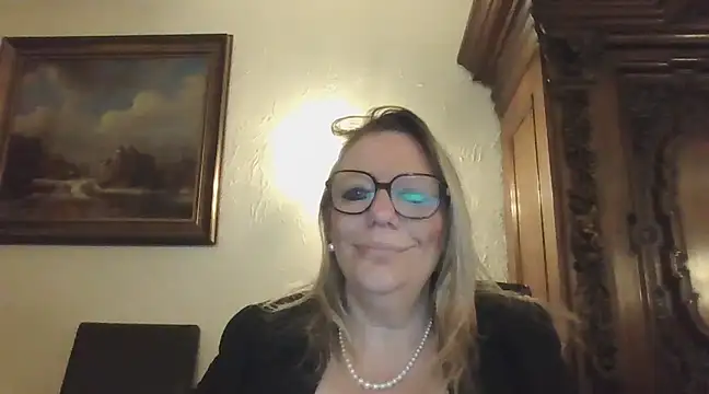 Snapshot of Silkesquirt chatting on January 2025 07:04:02 AM Silkesquirt online show from January 2025 07:04:02 AM