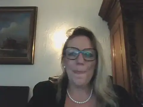 Snapshot of Silkesquirt chatting on January 2025 11:15:02 AM Silkesquirt online show from January 2025 11:15:02 AM