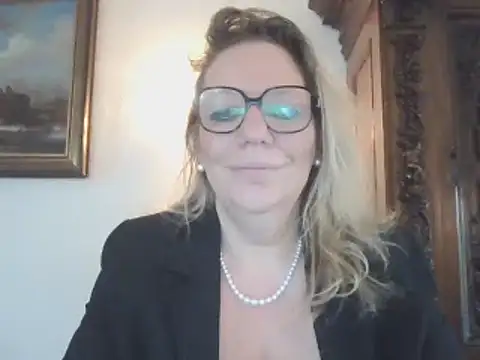 Snapshot of Silkesquirt chatting on February 2025 08:50:01 AM Silkesquirt online show from February 2025 08:50:01 AM