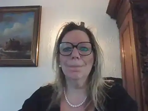 Snapshot of Silkesquirt chatting on February 2025 07:54:02 AM Silkesquirt online show from February 2025 07:54:02 AM