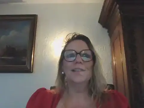 Snapshot of Silkesquirt chatting on February 2025 07:42:02 AM Silkesquirt online show from February 2025 07:42:02 AM