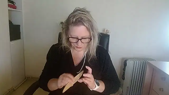 Snapshot of Silkesquirt chatting on October 2025 07:52:01 AM Silkesquirt online show from October 2025 07:52:01 AM