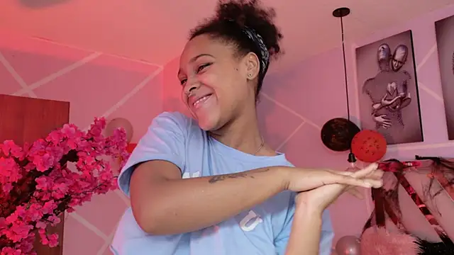 Elith noa online show from October 2025 07:23:01 PM